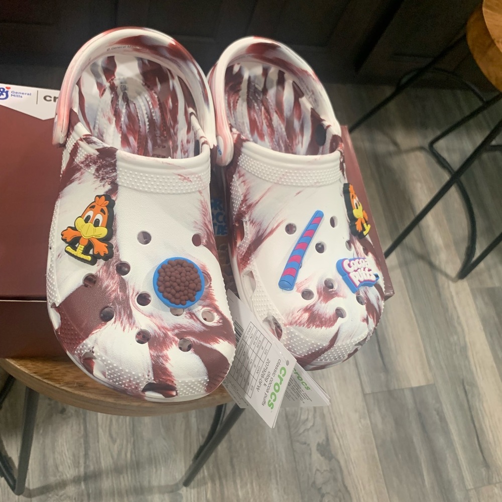 Crocs coco puffs limited edition